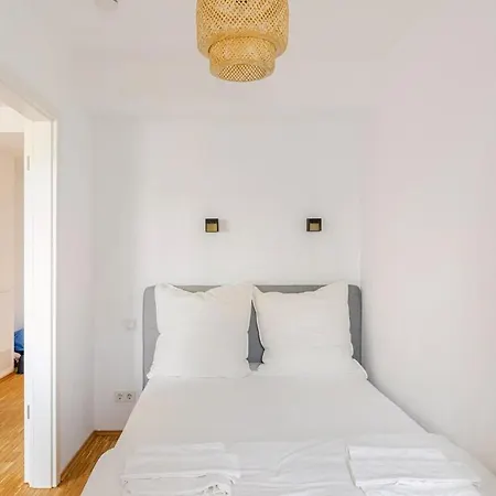 Cozy Modern In Suelz