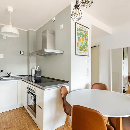 Appartement Cozy Modern In Suelz Cologne